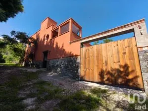NEX-253802 - Casa en Venta, con 2 recamaras, con 2 baños, con 170 m2 de construcción en Santo Domingo, CP 62520, Morelos.