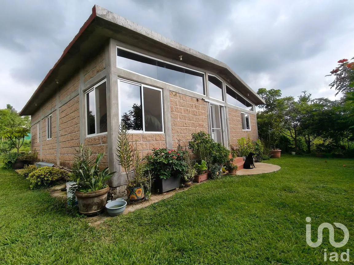 Casa en Venta en Chichco (Chisco), Tepoztlán, Morelos | NEX-259223 | iad México | Foto 1 de 7