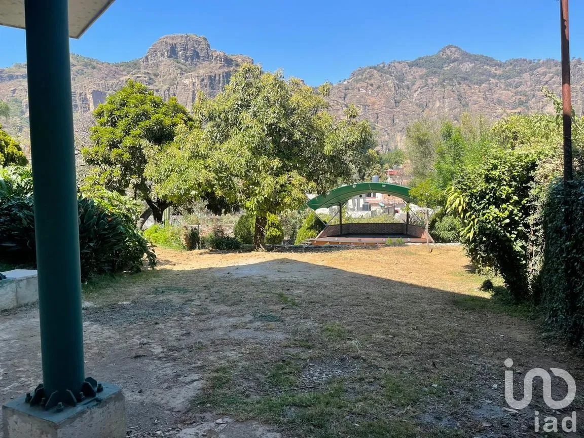 Casa en Venta en La Santísima, Tepoztlán, Morelos | NEX-260168 | iad México | Foto 1 de 10