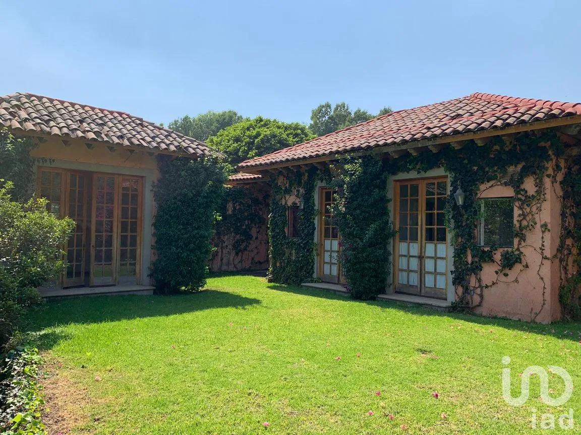 Casa en Venta en Santo Domingo, Tepoztlán, Morelos | NEX-263210 | iad México | Foto 2 de 8