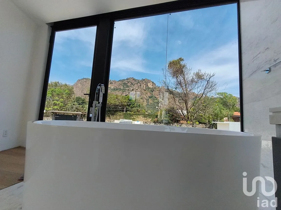 Casa en Venta en Ixcatepec, Tepoztlán, Morelos | NEX-263226 | iad México | Foto 10 de 12