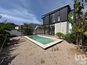 NEX-263226 - Casa en Venta, con 3 recamaras, con 3 baños, con 250 m2 de construcción en Ixcatepec, CP 62525, Morelos.