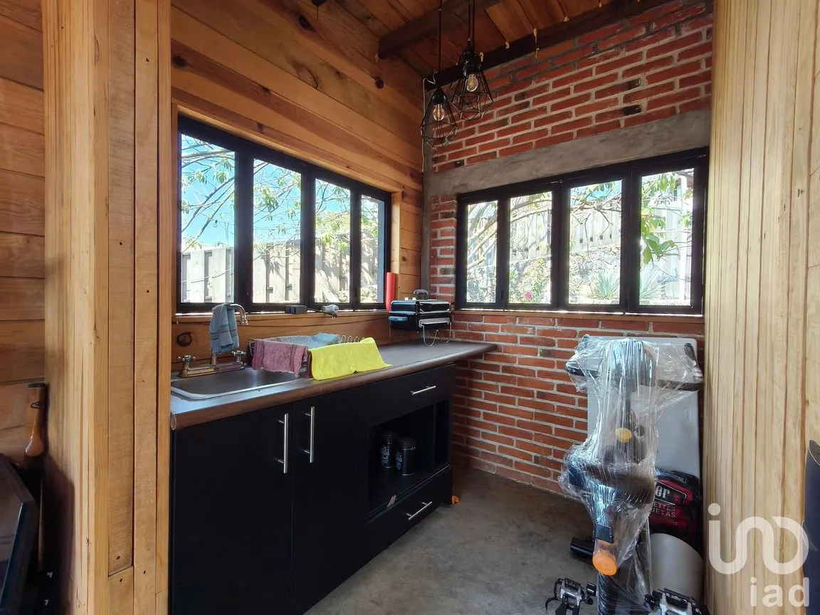 Casa en Venta en Santo Domingo Ocotitlán, Tepoztlán, Morelos | NEX-290808 | iad México | Foto 3 de 10