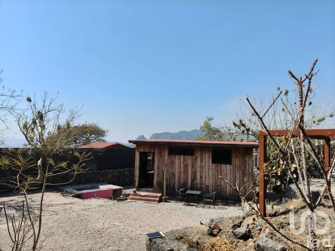Casa en Venta en Santo Domingo Ocotitlán, Tepoztlán, Morelos | NEX-290808 | iad México | Foto 9 de 10