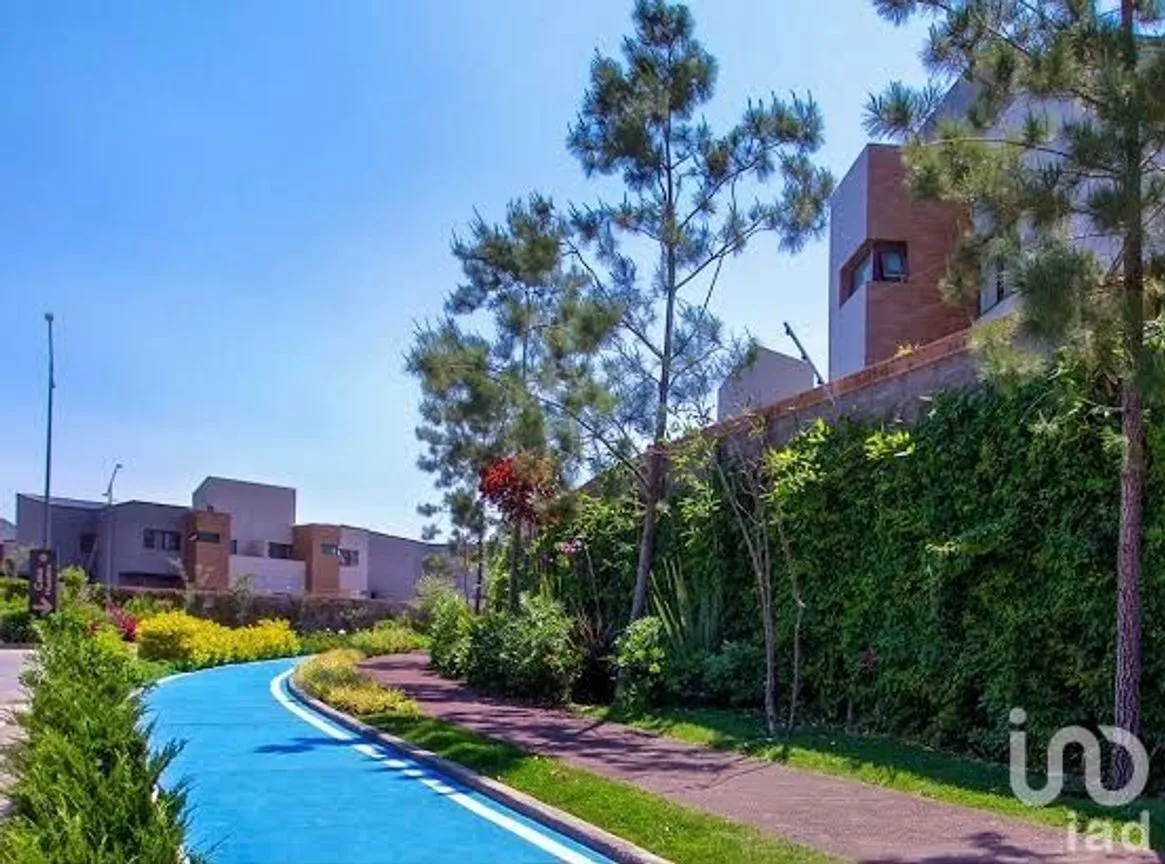 Terreno en Venta en Altozano el Nuevo Querétaro, Querétaro, Querétaro | NEX-256800 | iad México | Foto 10 de 18
