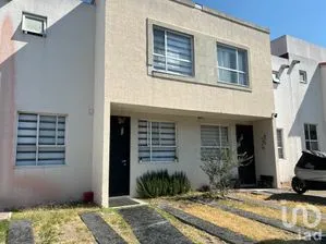 NEX-283478 - Casa en Venta, con 3 recamaras, con 2 baños, con 99 m2 de construcción en Del Parque Residencial, CP 76246, Querétaro.