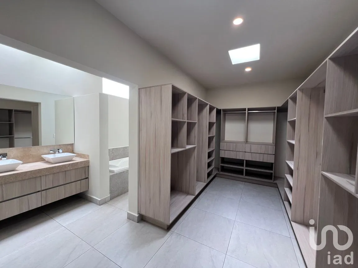 Casa en Venta en Balcones de Juriquilla, Querétaro, Querétaro | NEX-306032 | iad México | Foto 8 de 68