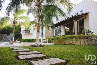 NEX-206486 - Casa en Venta, con 4 recamaras, con 4 baños, con 600 m2 de construcción en Vista de Allende, CP 67350, Nuevo León.