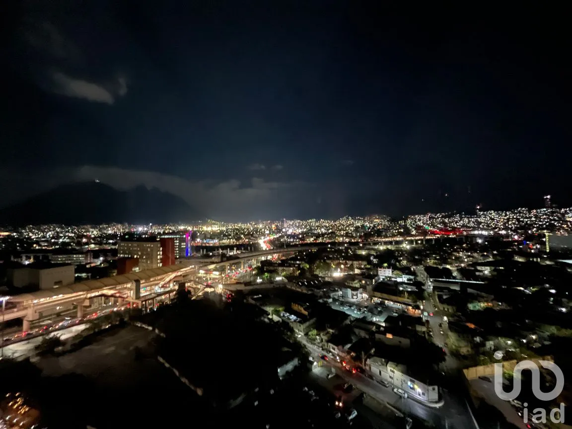 Departamento en Renta en Monterrey Centro, Monterrey, Nuevo León | NEX-259721 | iad México | Foto 9 de 38