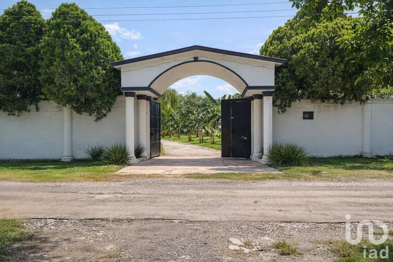 Casa en Venta en Bosques de la Silla (Santa Ana de Abajo), Juárez, Nuevo León | NEX-265926 | iad México | Foto 8 de 10