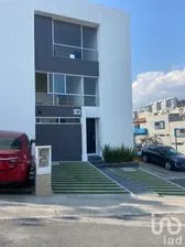 NEX-212522 - Casa en Venta, con 3 recamaras, con 2 baños, con 134 m2 de construcción en Bosque Esmeralda, CP 52930, México.