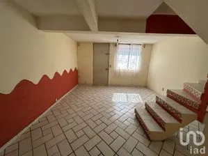 NEX-252965 - Casa en Venta, con 3 recamaras, con 1 baño, con 70 m2 de construcción en El Obelisco, CP 54915, México.