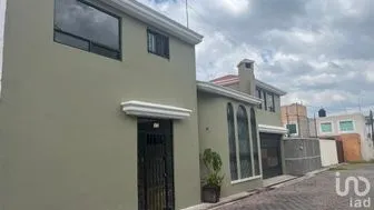 NEX-236277 - Casa en Renta, con 4 recamaras, con 2 baños, con 300 m2 de construcción en Emiliano Zapata, CP 72824, Puebla.