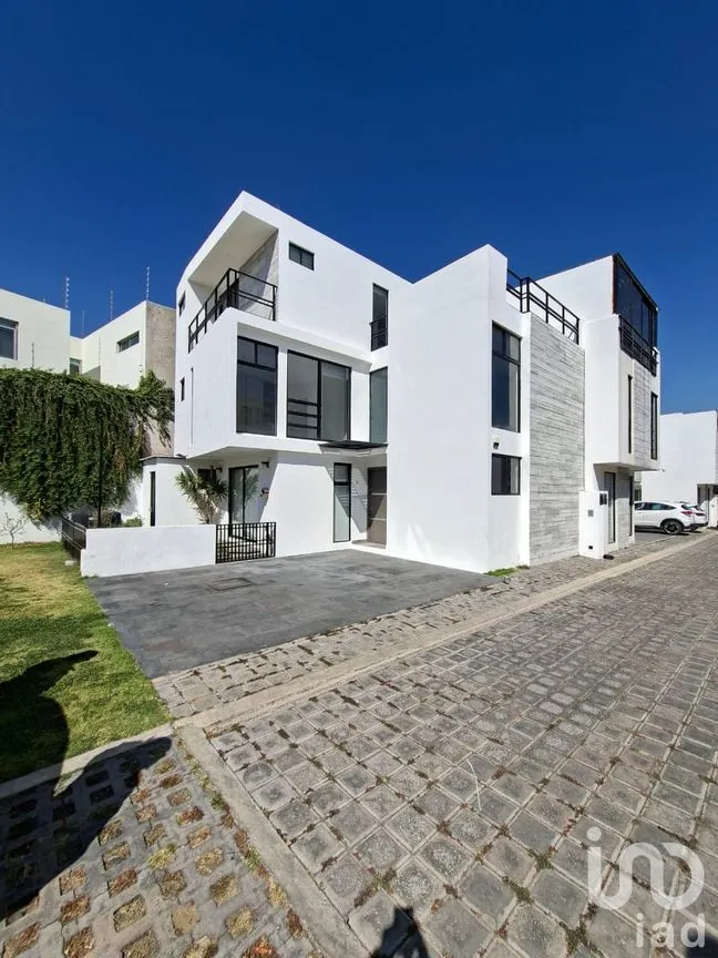Casa en Venta en Momoxpan, San Pedro Cholula, Puebla | NEX-293438 | iad México | Foto 1 de 26
