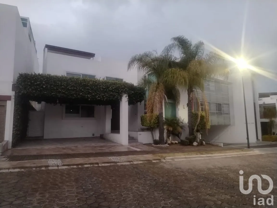 Casa en Venta en Lomas de Angelópolis, San Andrés Cholula, Puebla | NEX-302671 | iad México | Foto 1 de 24