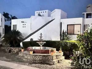 NEX-217837 - Casa en Renta, con 3 recamaras, con 3 baños, con 136 m2 de construcción en Delicias, CP 62330, Morelos.