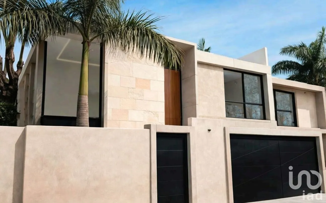 Casa en Venta en El Mirador, Cuernavaca, Morelos | NEX-262971 | iad México | Foto 2 de 12