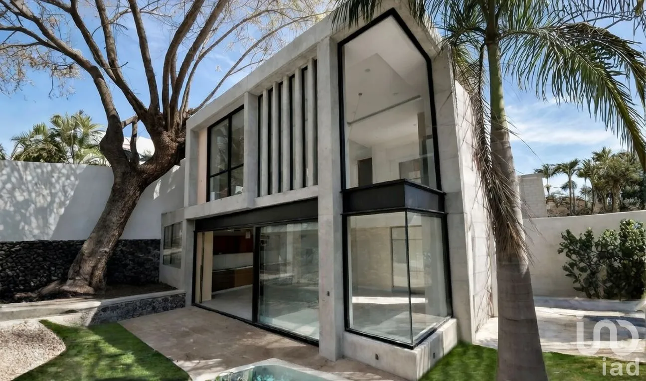 Casa en Venta en El Mirador, Cuernavaca, Morelos | NEX-262971 | iad México | Foto 1 de 12