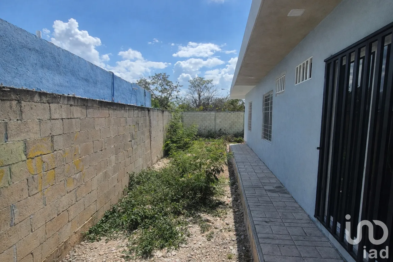 Casa en Venta en Xoclan Santos, Mérida, Yucatán | NEX-287284 | iad México | Foto 3 de 13