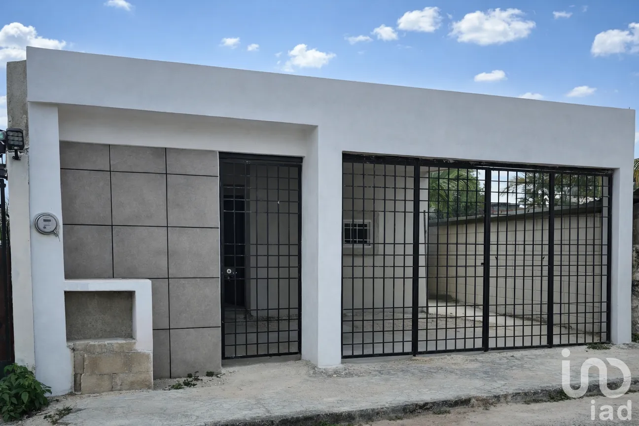 Casa en Venta en Xoclan Santos, Mérida, Yucatán | NEX-287284 | iad México | Foto 1 de 13
