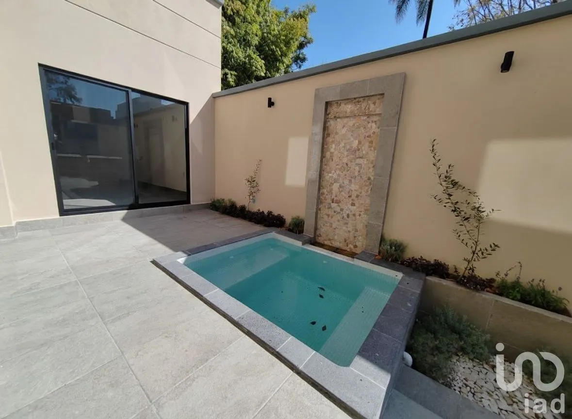 Casa en Venta en Acapatzingo, Cuernavaca, Morelos | NEX-293283 | iad México | Foto 2 de 17