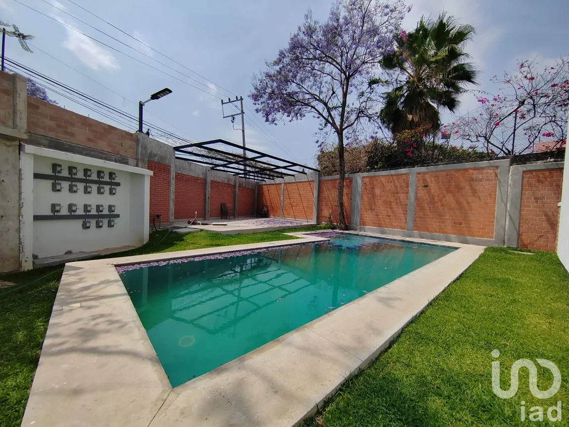 Casa en Venta en Bugambilias, Jiutepec, Morelos | NEX-293698 | iad México | Foto 2 de 14
