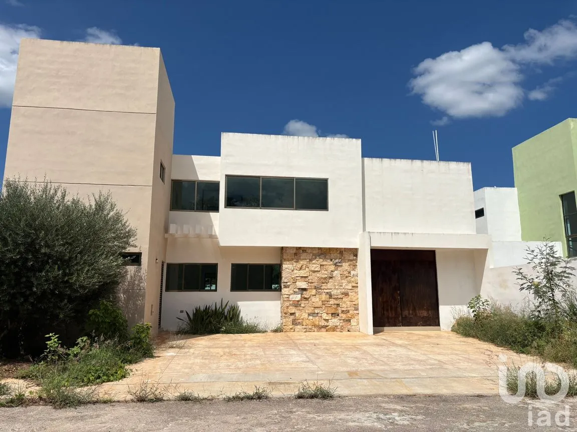 Casa en Venta en Conkal, Conkal, Yucatán | NEX-306877 | iad México | Foto 1 de 15