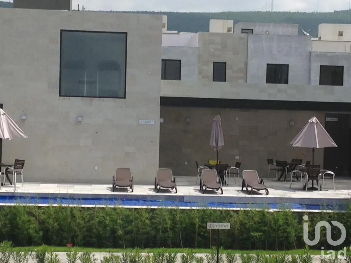 Casa en Venta en Residencial el Refugio, Querétaro, Querétaro | NEX-260901 | iad México | Foto 2 de 28