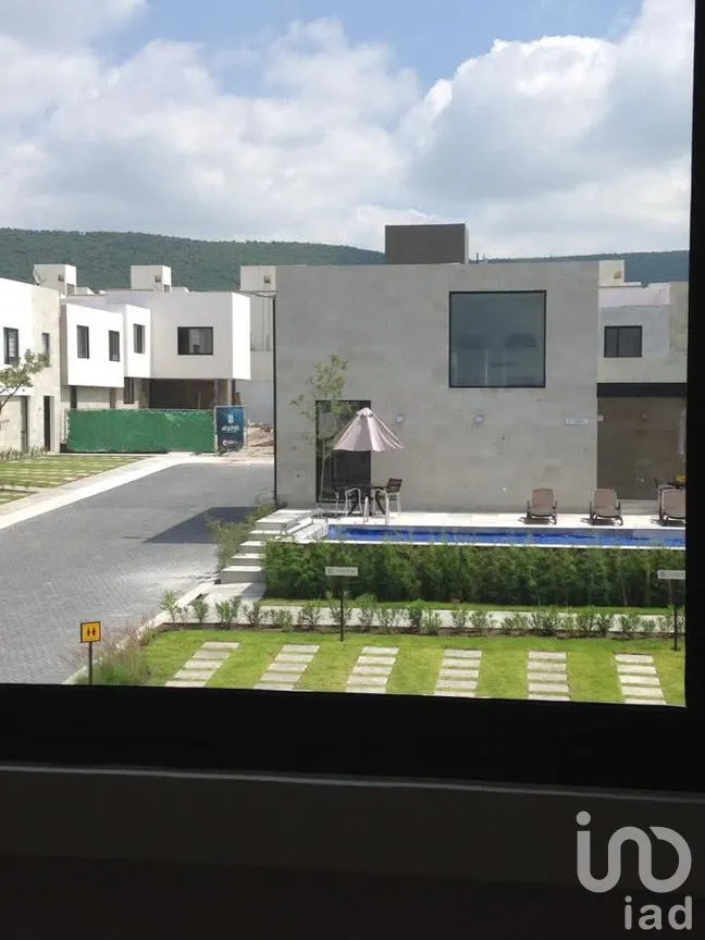 Casa en Venta en Residencial el Refugio, Querétaro, Querétaro | NEX-260901 | iad México | Foto 1 de 28
