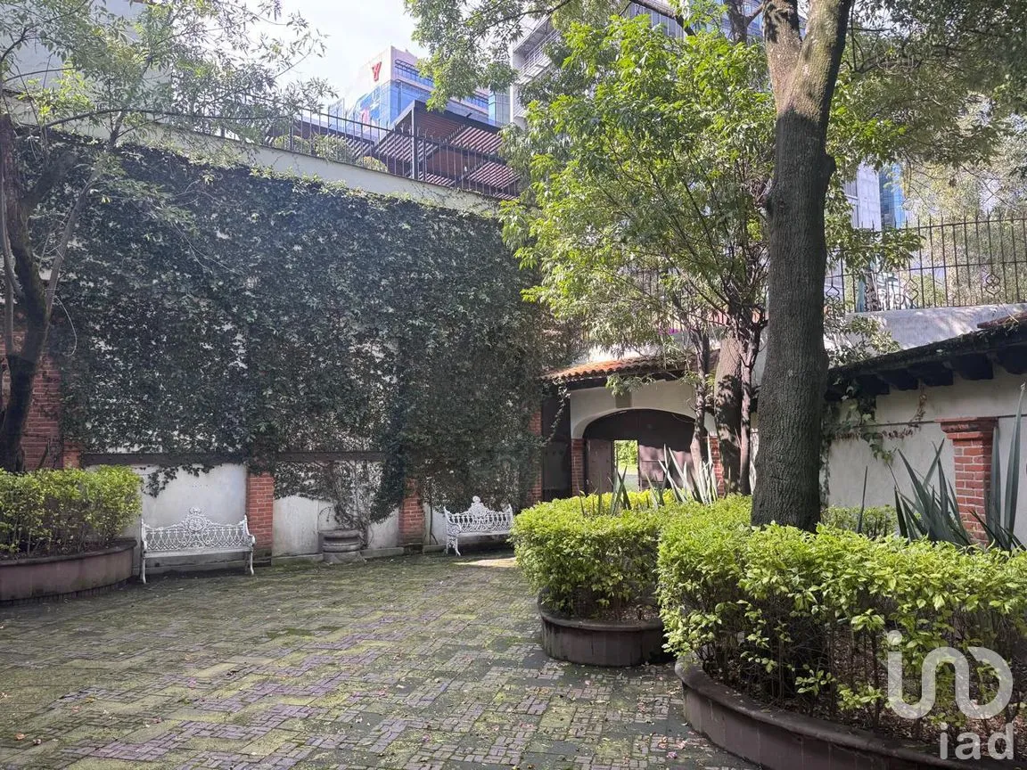 Casa en Venta en Tlacopac, Álvaro Obregón, Ciudad de México | NEX-259163 | iad México | Foto 2 de 25