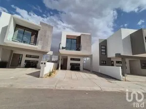 NEX-238899 - Casa en Venta, con 3 recamaras, con 2 baños, con 106 m2 de construcción en Aria, CP 32544, Chihuahua.