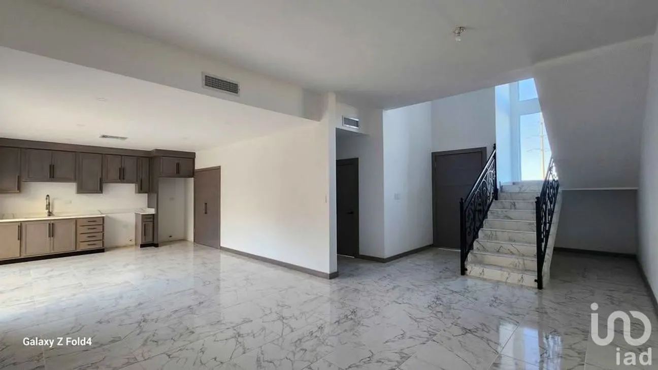 Casa en Venta en Cantares Residencial, Juárez, Chihuahua | NEX-246483 | iad México | Foto 4 de 11