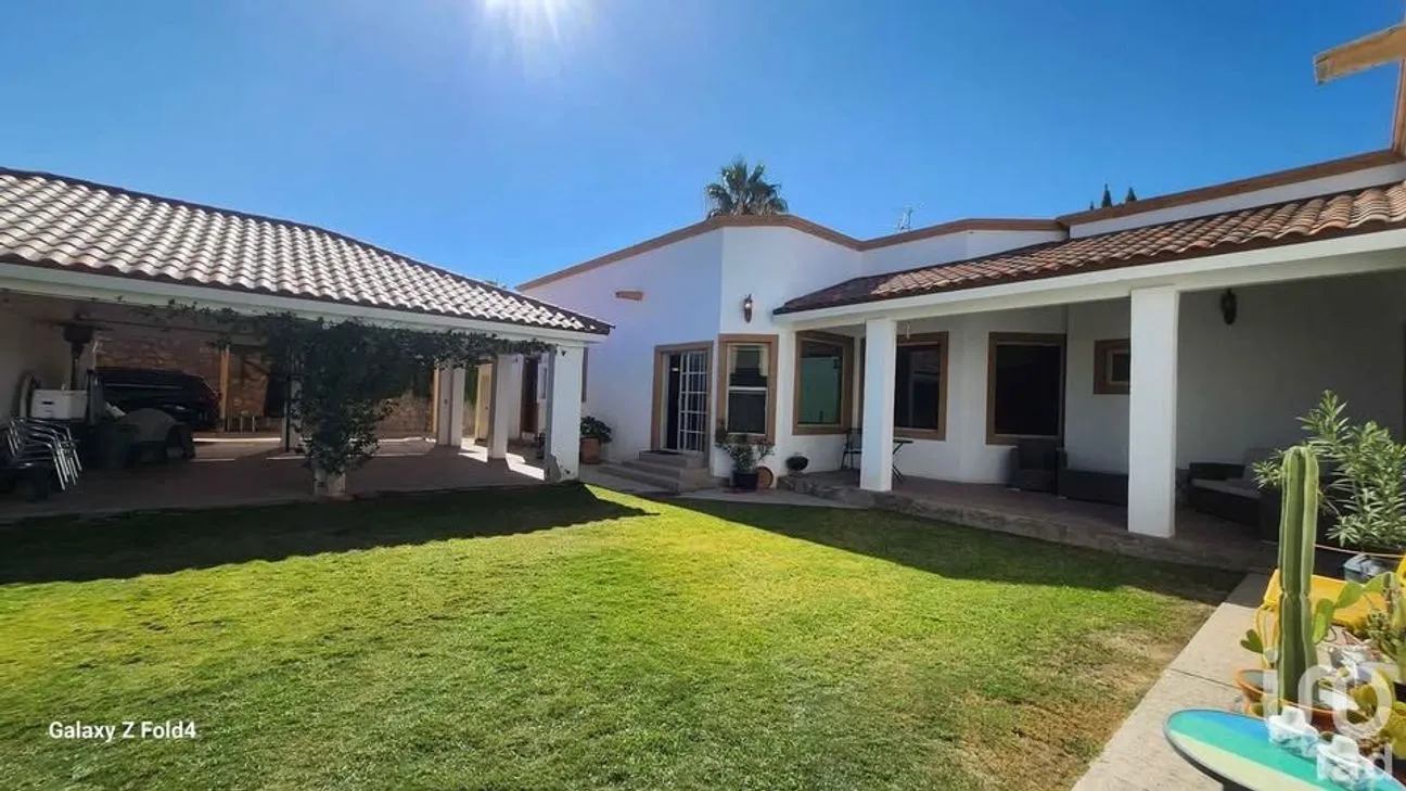 Casa en Venta en Campos Elíseos, Juárez, Chihuahua | NEX-246936 | iad México | Foto 3 de 10