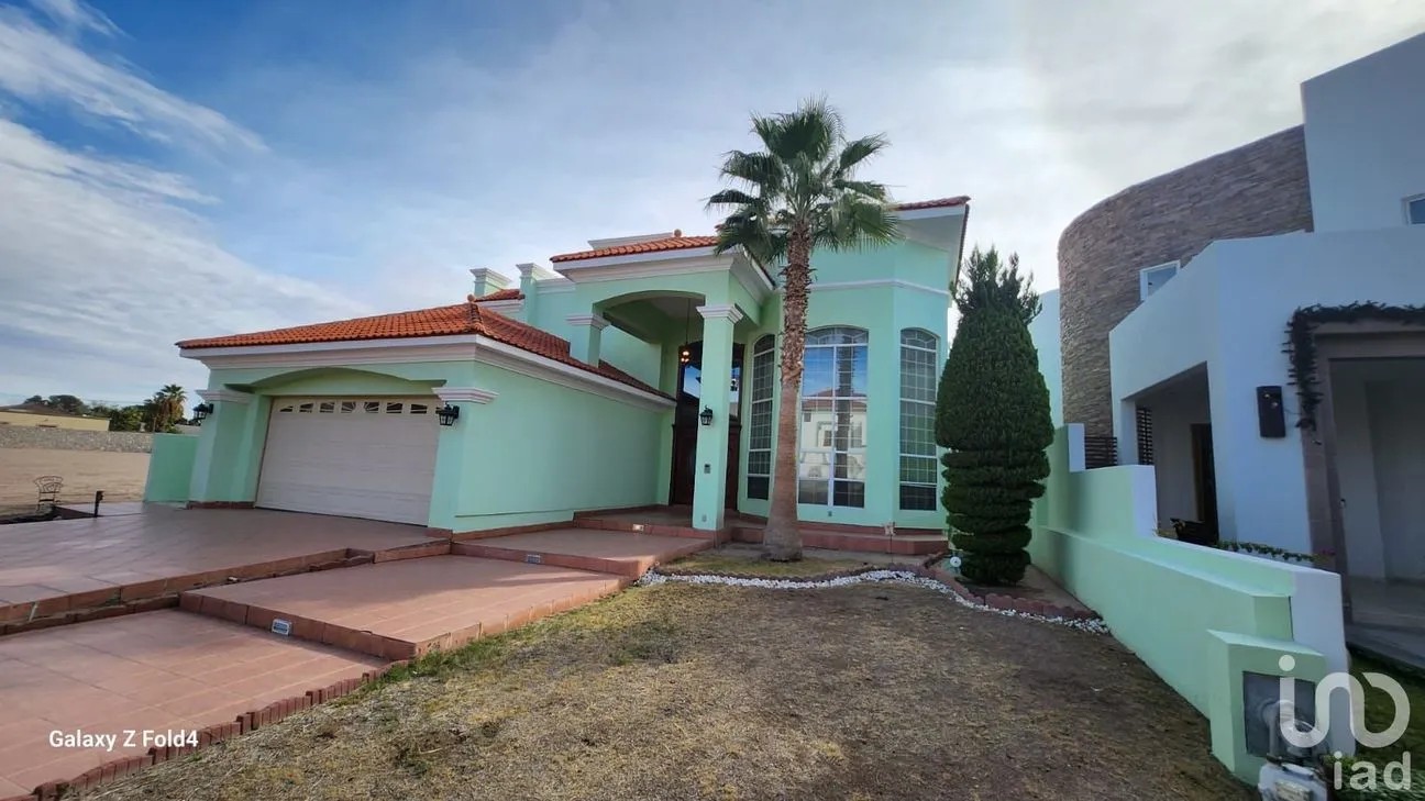 Casa en Venta en Campos Elíseos, Juárez, Chihuahua | NEX-247420 | iad México | Foto 1 de 22