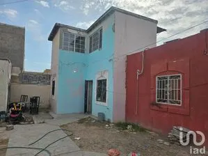 NEX-249712 - Casa en Venta, con 2 recamaras, con 1 baño, con 59 m2 de construcción.