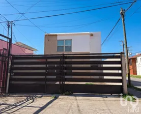 NEX-300041 - Casa en Venta, con 3 recamaras, con 2 baños, con 100 m2 de construcción en Alameda, CP 32400, Chihuahua.