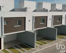 NEX-246326 - Casa en Venta, con 3 recamaras, con 2 baños, con 166 m2 de construcción en Los Héroes de Puebla, CP 72590, Puebla.