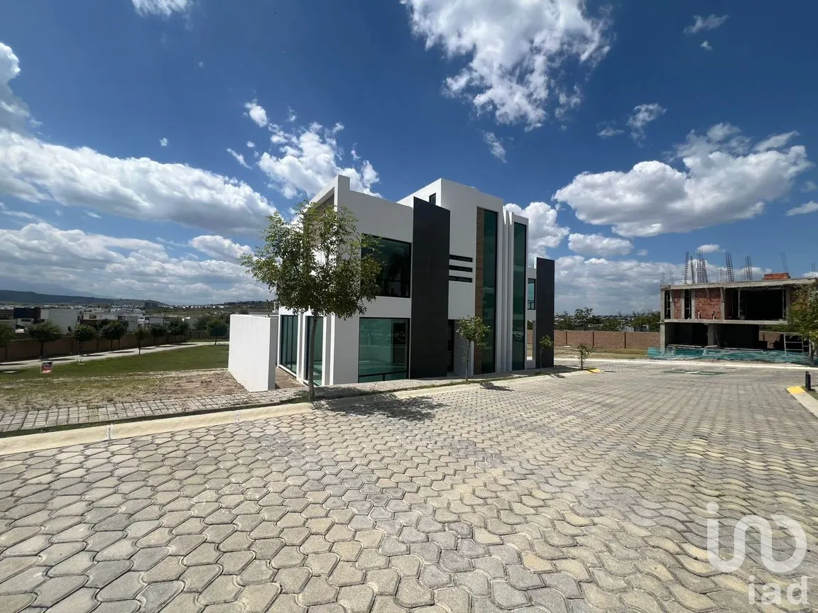 Casa en Venta en Lomas de Angelópolis II, San Andrés Cholula, Puebla | NEX-250908 | iad México | Foto 3 de 19