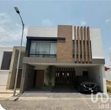 NEX-286942 - Casa en Venta, con 4 recamaras, con 4 baños, con 340 m2 de construcción en San Antonio Cacalotepec, CP 72828, Puebla.