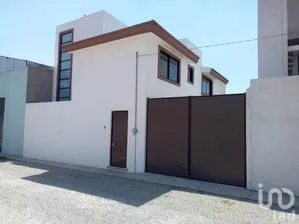 NEX-286942 - Casa en Venta, con 3 recamaras, con 2 baños, con 180 m2 de construcción en San Rafael Comac, CP 72840, Puebla.