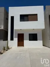 NEX-260826 - Casa en Venta, con 3 recamaras, con 2 baños, con 115 m2 de construcción en San Rafael, CP 23085, Baja California Sur.