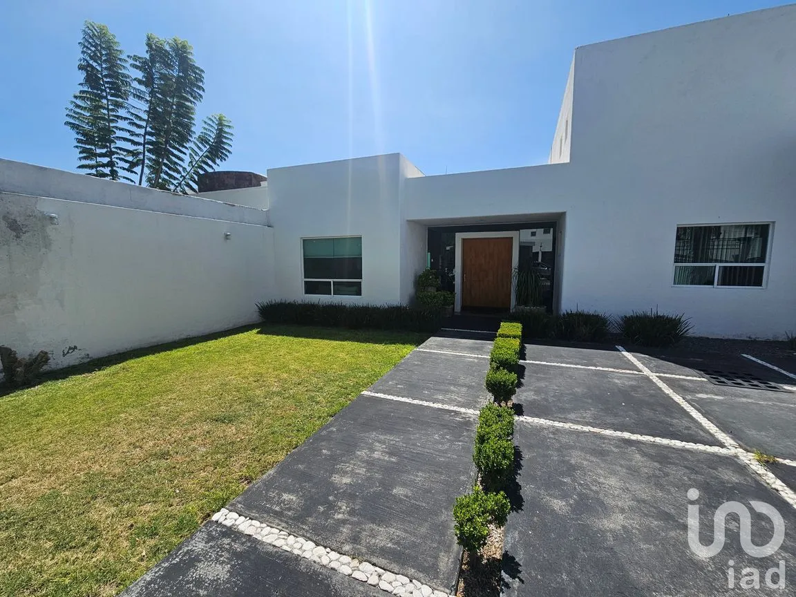 Casa en Venta en La Cañada Juriquilla, Querétaro, Querétaro | NEX-233971 | iad México | Foto 2 de 36