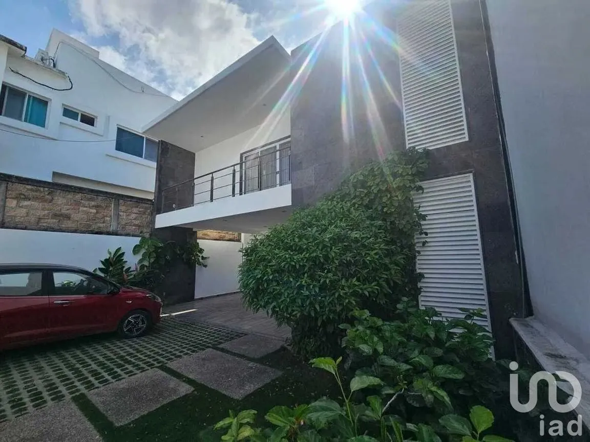 Casa en Venta en Joyas del Oriente, Tuxtla Gutiérrez, Chiapas | NEX-248929 | iad México | Foto 1 de 27
