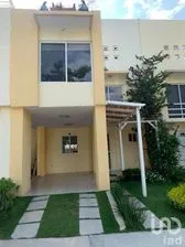 NEX-251458 - Casa en Renta, con 3 recamaras, con 2 baños, con 145 m2 de construcción.