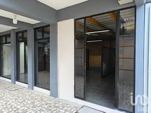 NEX-261684 - Oficina en Renta, con 5 recamaras, con 120 m2 de construcción en Bosques del Parque, CP 29034, Chiapas.