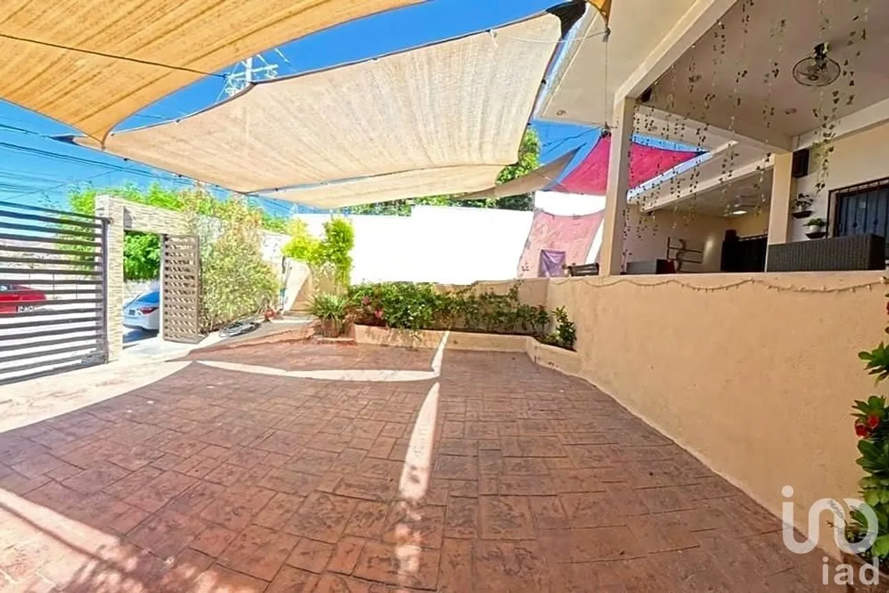 Casa en Venta en Colina de La Cruz, La Paz, Baja California Sur | NEX-240598 | iad México | Foto 1 de 13