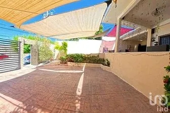 NEX-240598 - Casa en Venta, con 3 recamaras, con 2 baños, con 255 m2 de construcción en Colina de La Cruz, CP 23020, Baja California Sur.