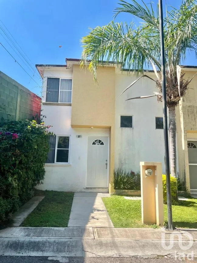 Casa en Venta en Residencial Rancho Tezoyuca, Emiliano Zapata, Morelos | NEX-242804 | iad México | Foto 3 de 17