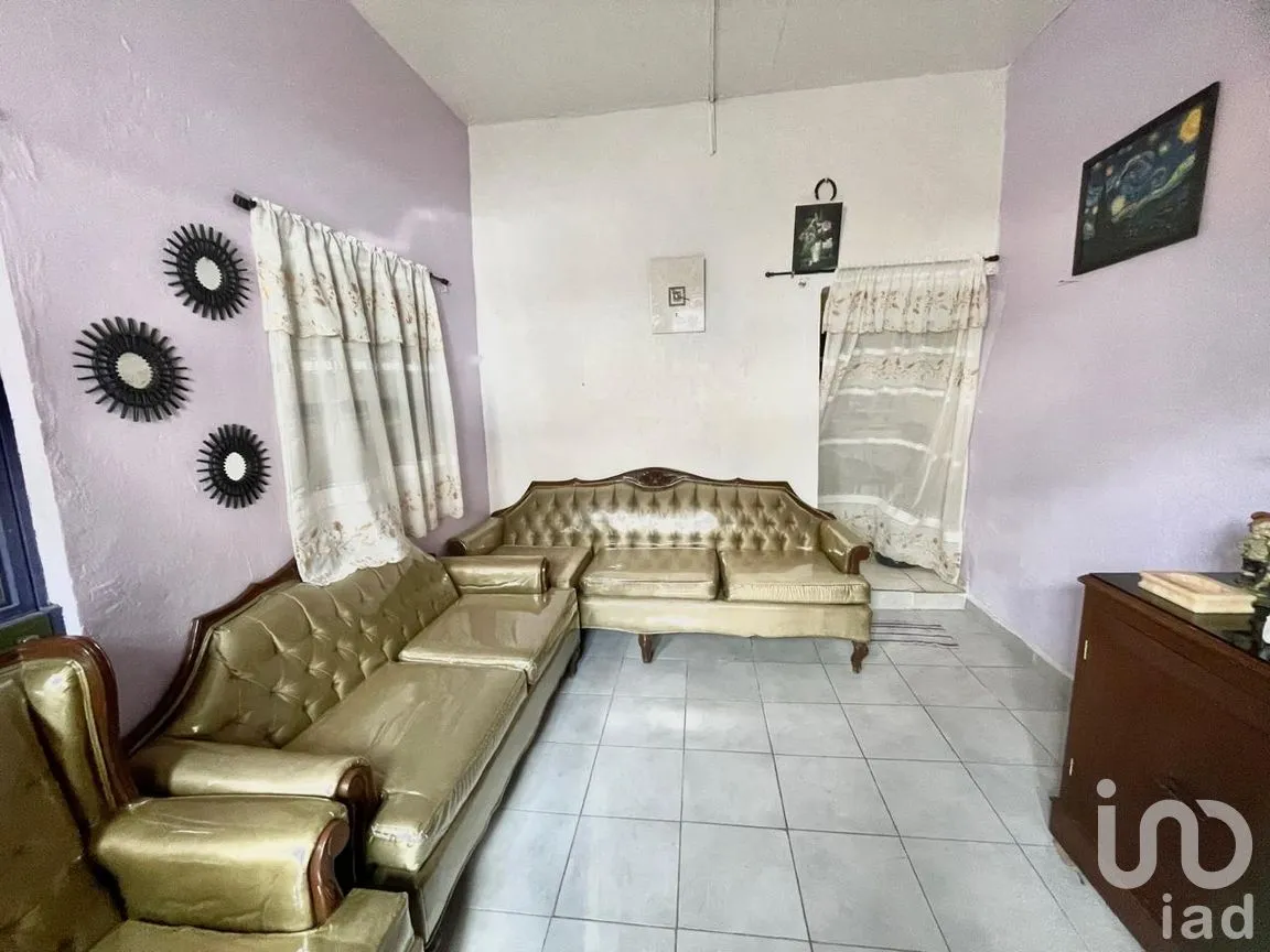 Casa en Venta en Paraíso, Álvaro Obregón, Ciudad de México | NEX-258545 | iad México | Foto 2 de 18
