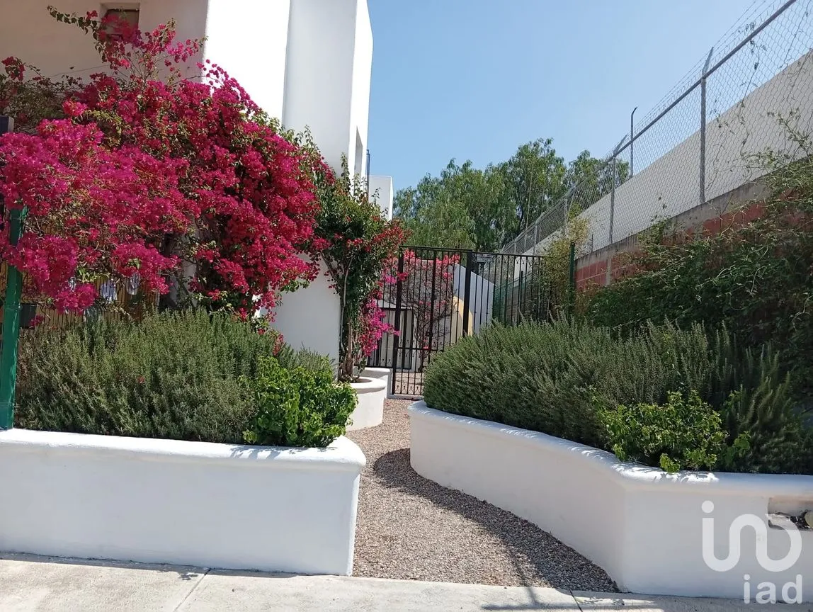 Casa en Venta en Residencial las Trojes, Corregidora, Querétaro | NEX-290190 | iad México | Foto 2 de 15